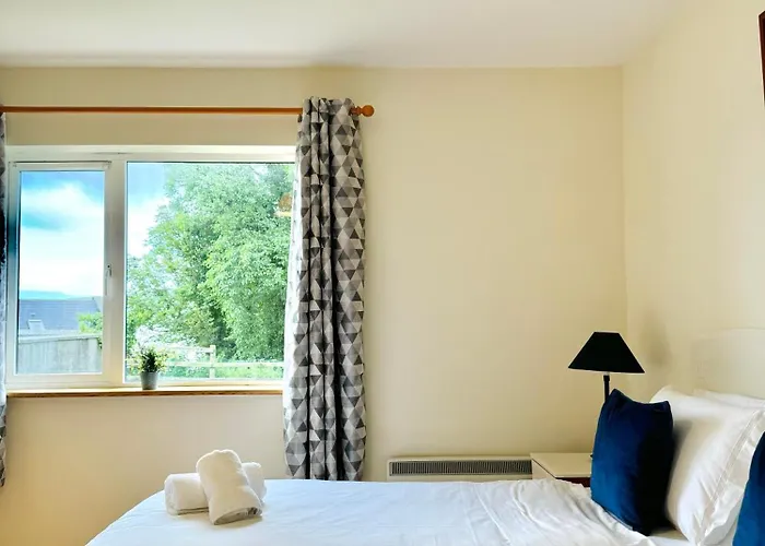 No 10 Ard Na Mara * Ντίνγκλε