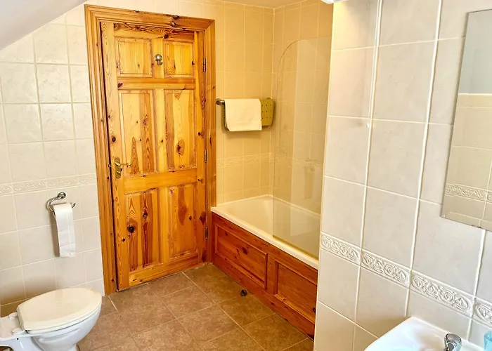 No 10 Ard Na Mara * Ντίνγκλε