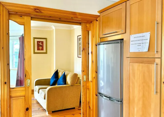 No 10 Ard Na Mara Tatil Evi *